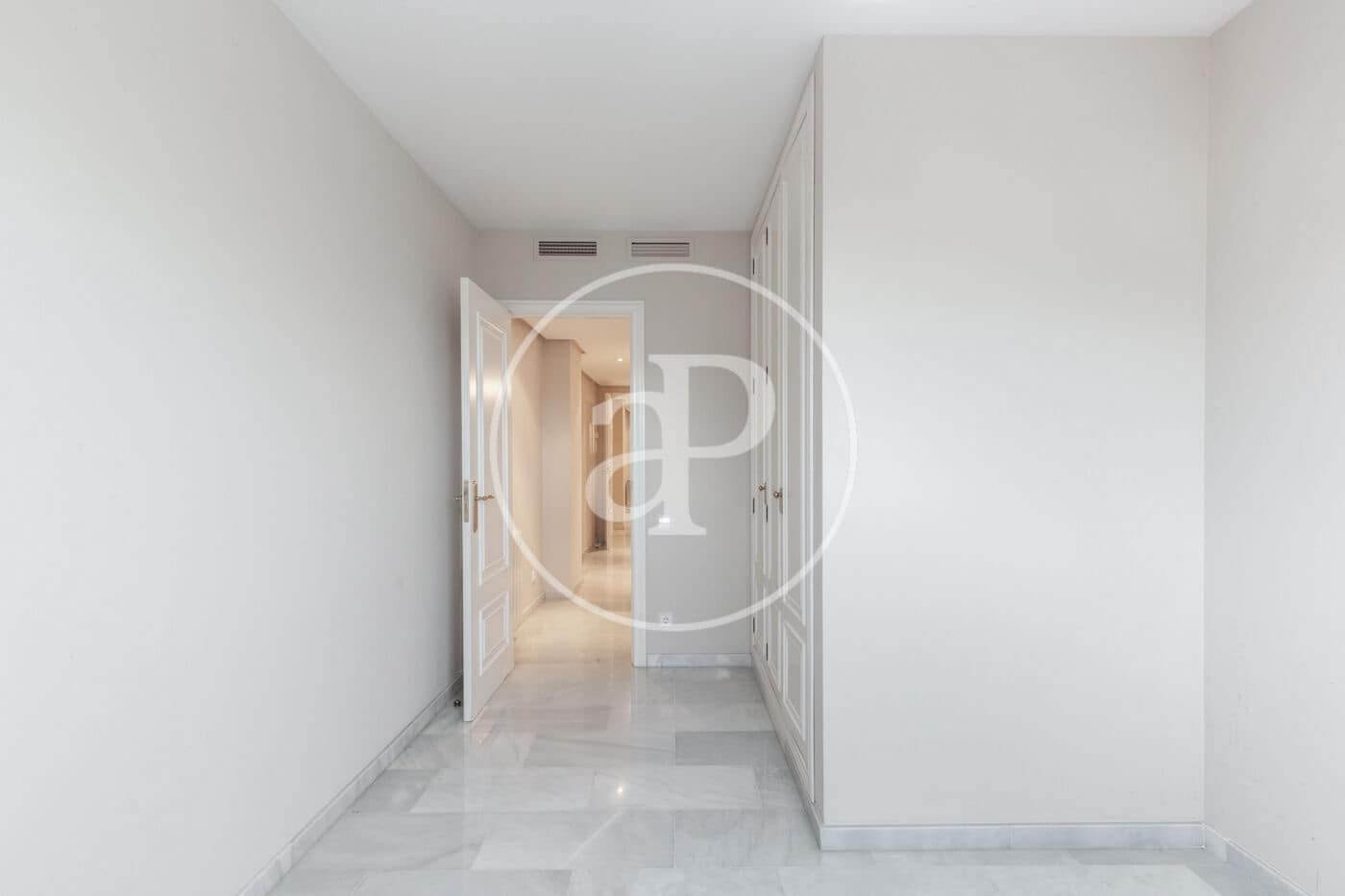 2 soveværelse Lejlighed til leje i Valencia by - € 2.400 (Ref: 9565331)