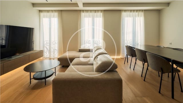 2 soveværelse Lejlighed til leje i Russafa, Valencia by - € 5.000 (Ref: 9568742)