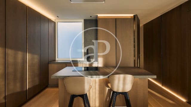 2 soveværelse Lejlighed til leje i Russafa, Valencia by - € 5.000 (Ref: 9568742)