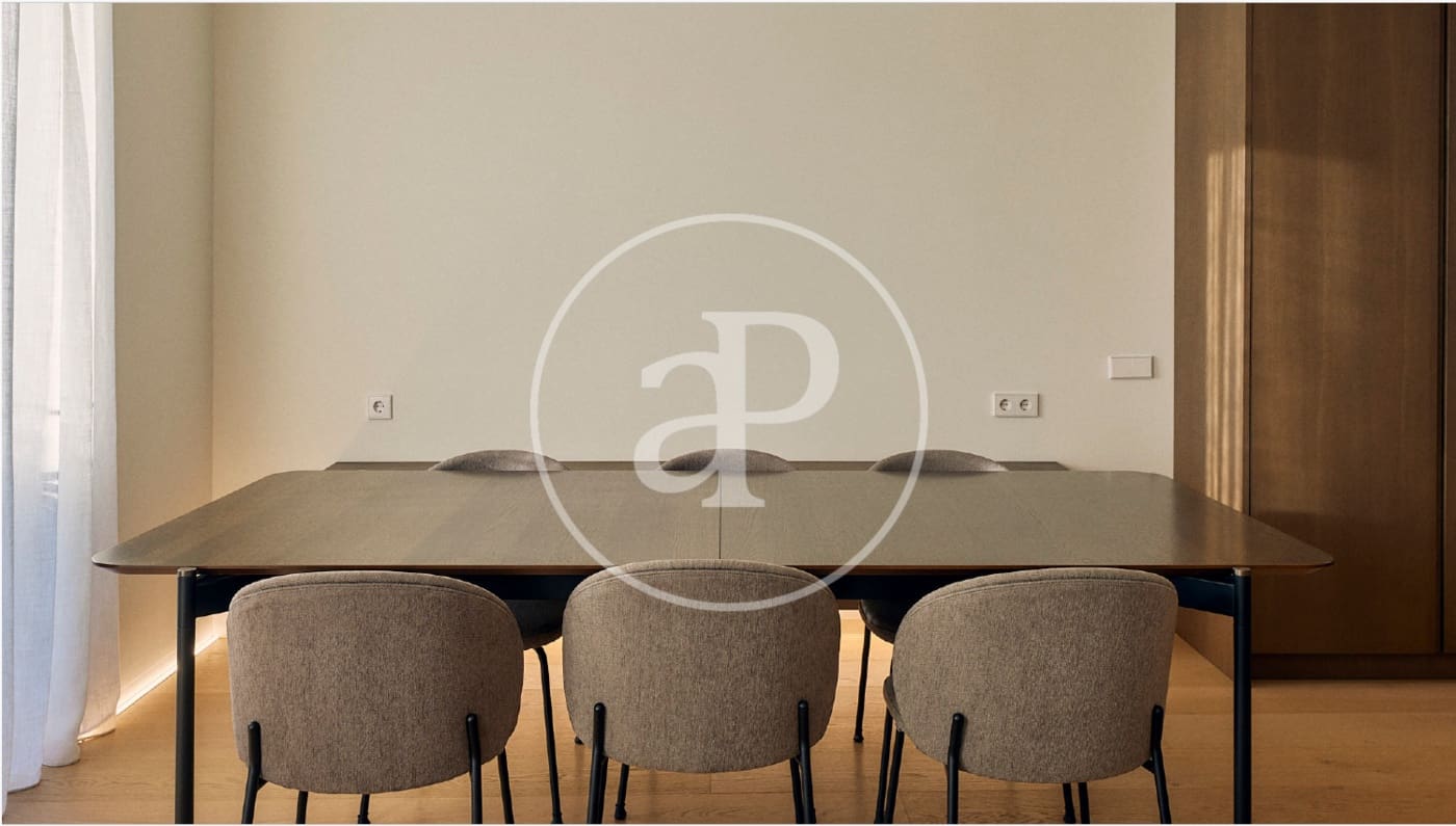 2 soveværelse Lejlighed til leje i Valencia by - € 5.000 (Ref: 9568742)