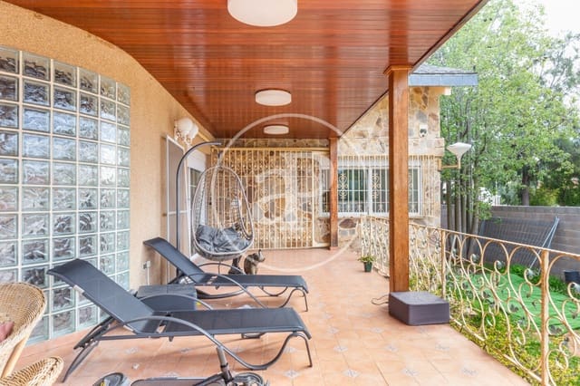 7 quarto Moradia para venda em L'Eliana - 650 000 € (Ref: 9568747)