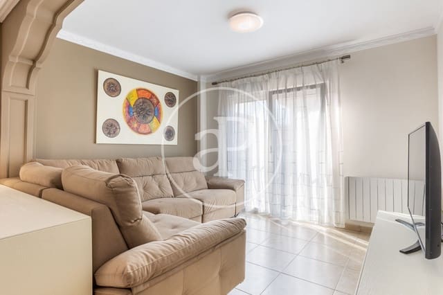 4 Zimmer Villa zu verkaufen in Vila-real - 280.000 € (Ref: 9568748)