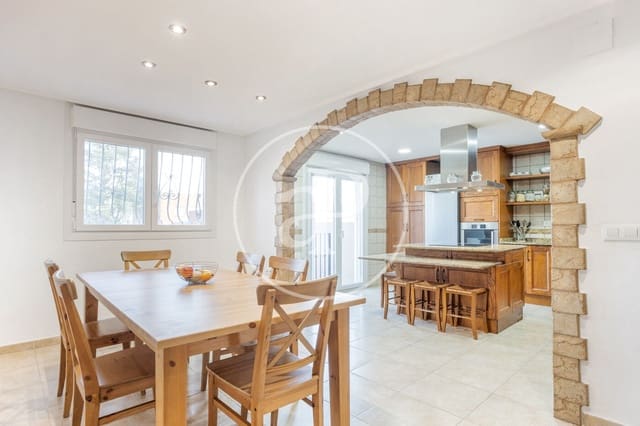 4 Zimmer Villa zu verkaufen in Vila-real - 280.000 € (Ref: 9568748)