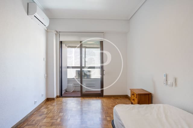 4 sypialnia Apartament do wynajęcia w Mestalla, Miasto Walencja - 1 700 € (Ref: 9568749)