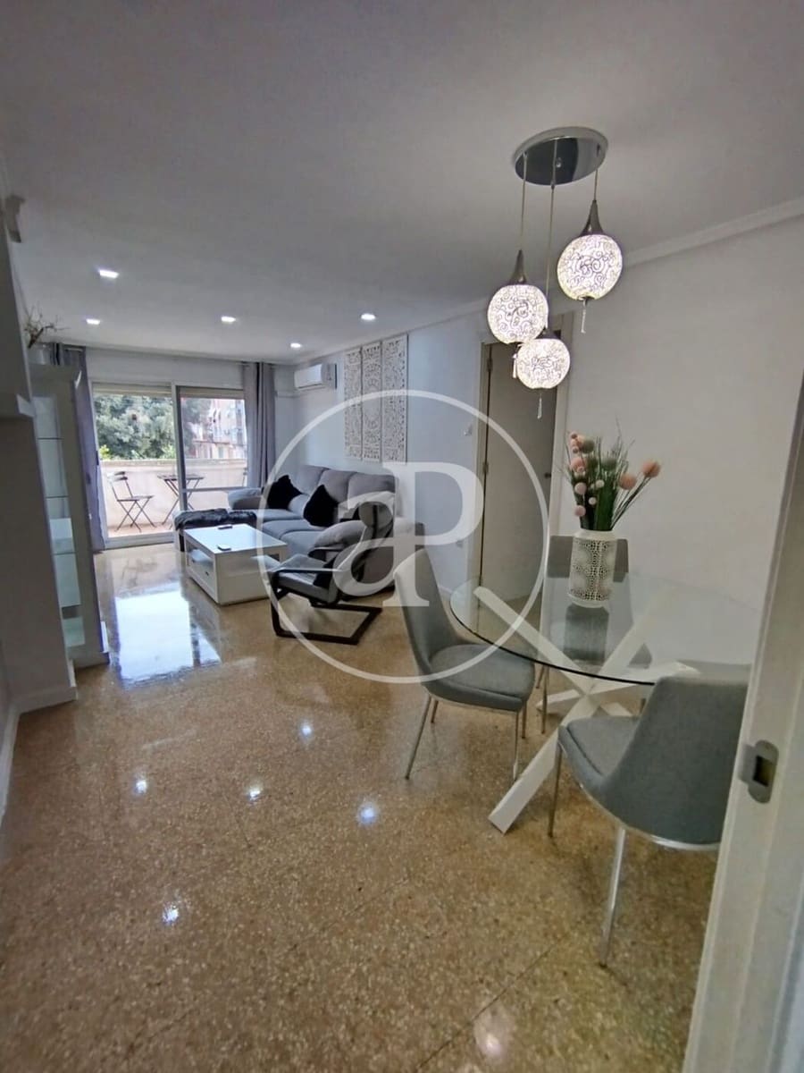 3 quarto Apartamento para arrendar em Xirivella - 1 500 € (Ref: 9571270)