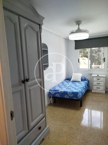 3 quarto Apartamento para arrendar em Xirivella - 1 500 € (Ref: 9571270)