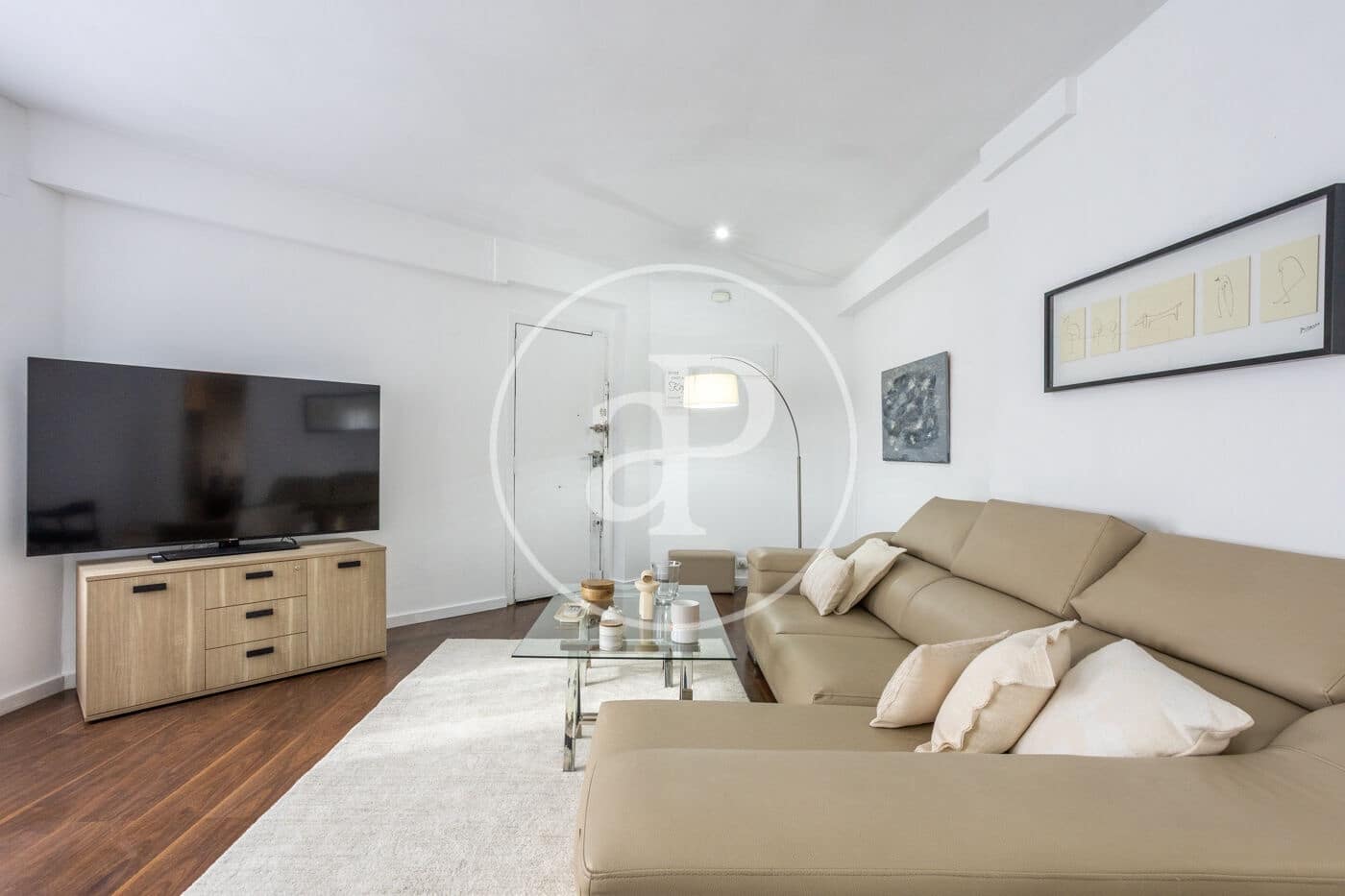 3 soveværelse Lejlighed til leje i Valencia by - € 1.950 (Ref: 9571271)