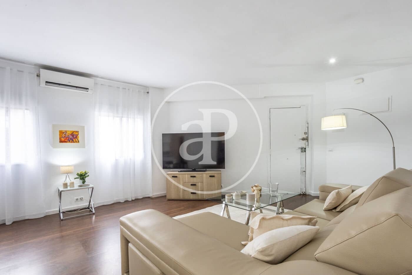 3 soveværelse Lejlighed til leje i Valencia by - € 1.950 (Ref: 9571271)