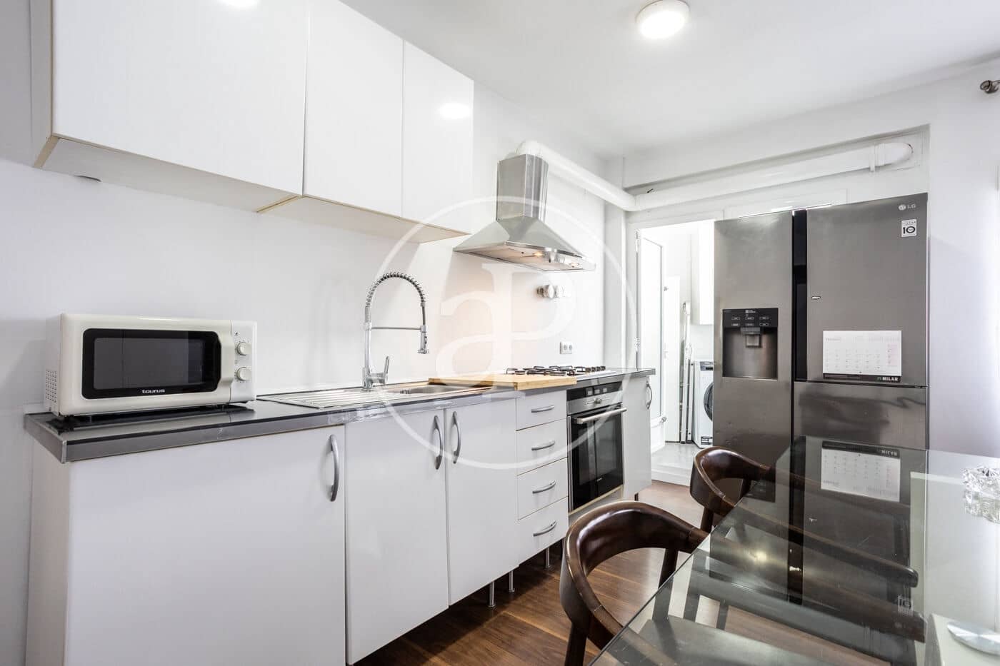 3 soveværelse Lejlighed til leje i Valencia by - € 1.950 (Ref: 9571271)