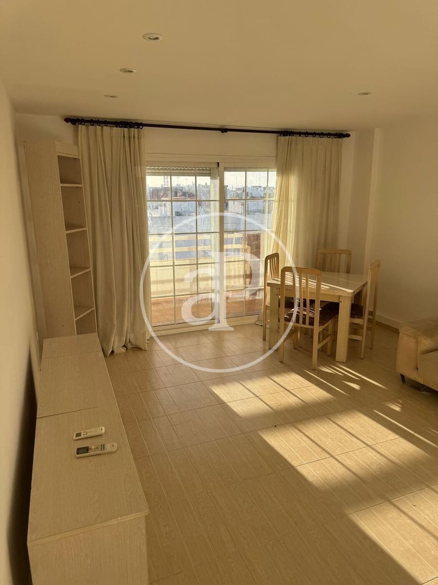3 soveværelse Penthouse til leje i Valencia by - € 1.500 (Ref: 9571275)