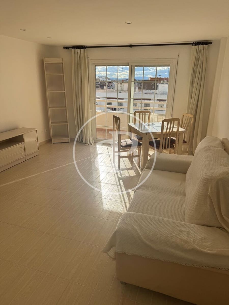 3 soveværelse Penthouse til leje i Valencia by - € 1.500 (Ref: 9571275)