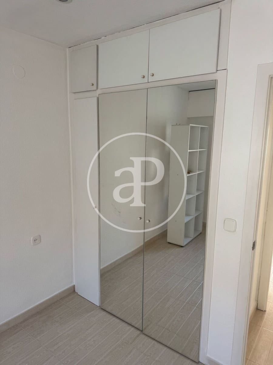 3 soveværelse Penthouse til leje i Valencia by - € 1.500 (Ref: 9571275)