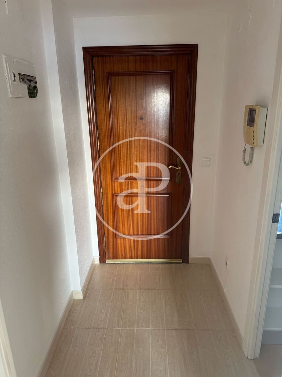 3 soveværelse Penthouse til leje i Valencia by - € 1.500 (Ref: 9571275)