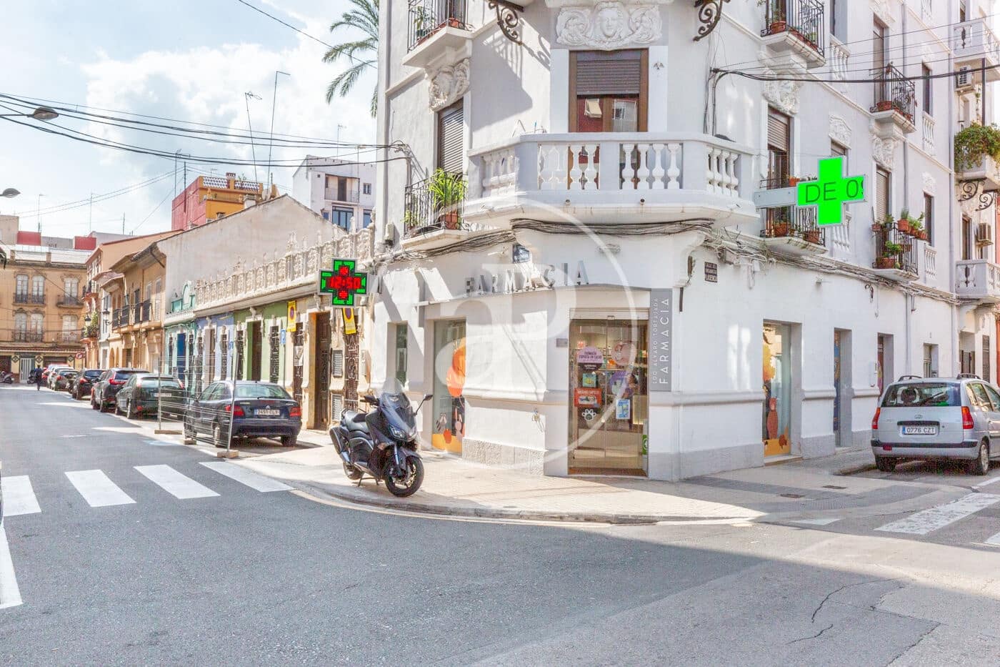 2 bedroom Apartment for sale in Valencia city with pool - € 479,000 (Ref: 9574699)