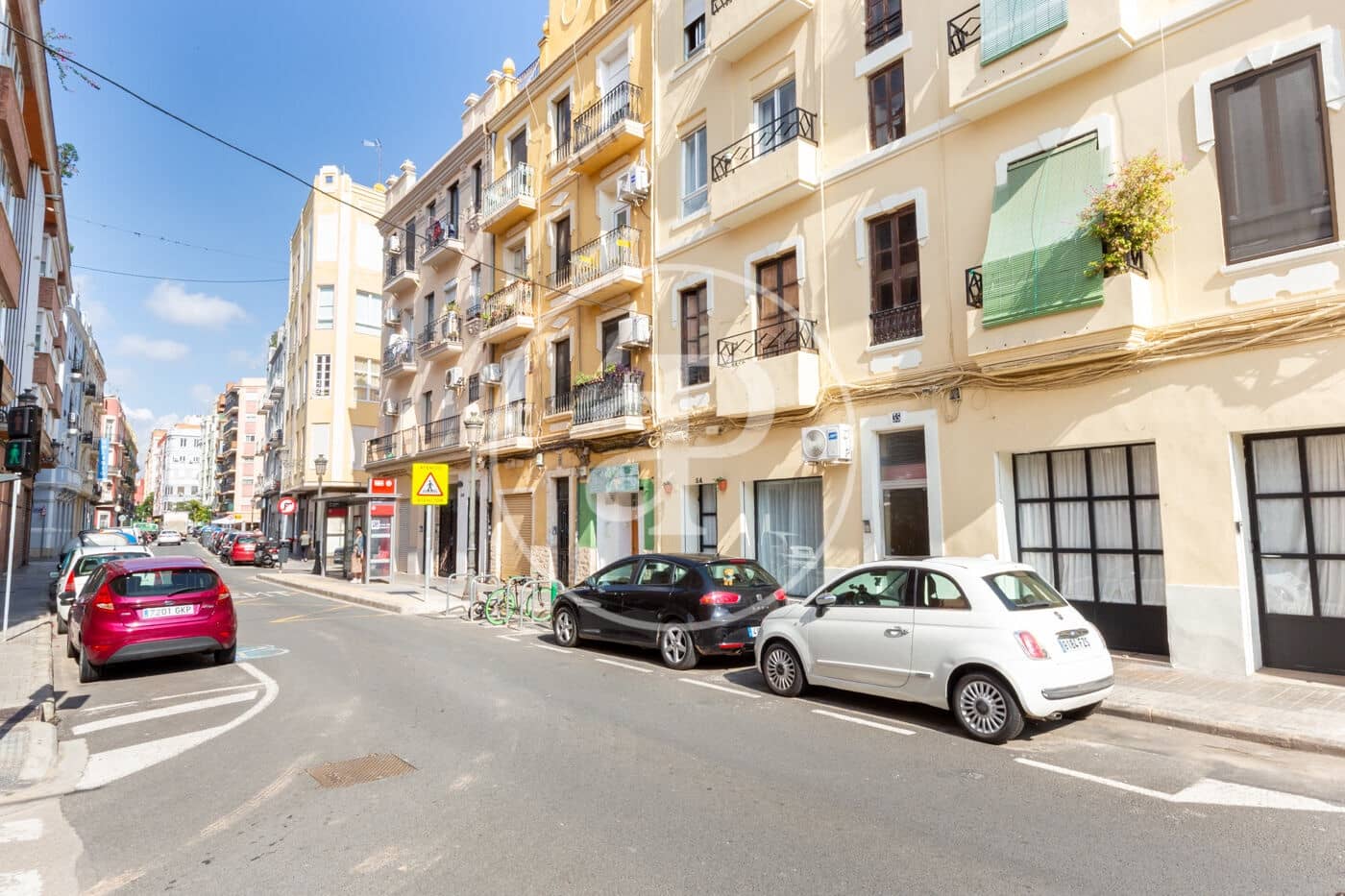 2 bedroom Apartment for sale in Valencia city with pool - € 479,000 (Ref: 9574699)