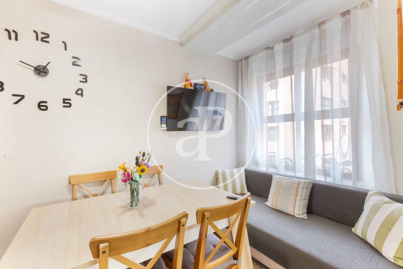 2 bedroom Apartment for sale in Valencia city with pool - € 340,000 (Ref: 9574704)
