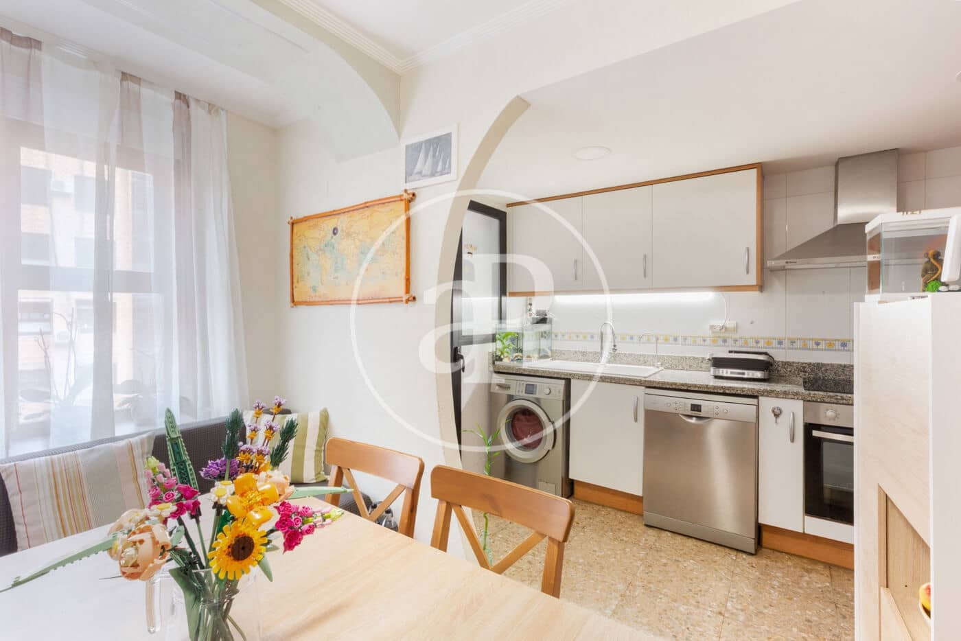 2 bedroom Apartment for sale in Valencia city with pool - € 340,000 (Ref: 9574704)