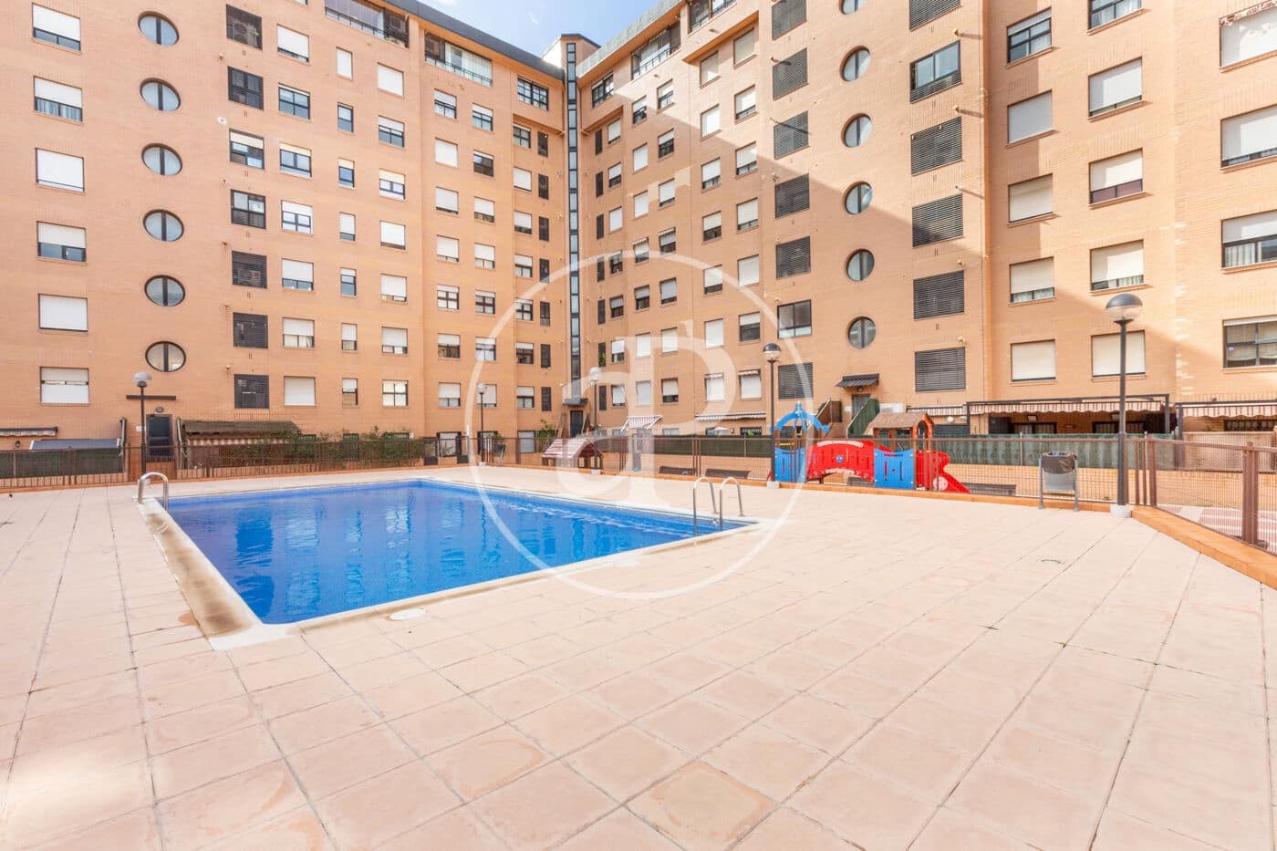 2 bedroom Apartment for sale in Valencia city with pool - € 340,000 (Ref: 9574704)