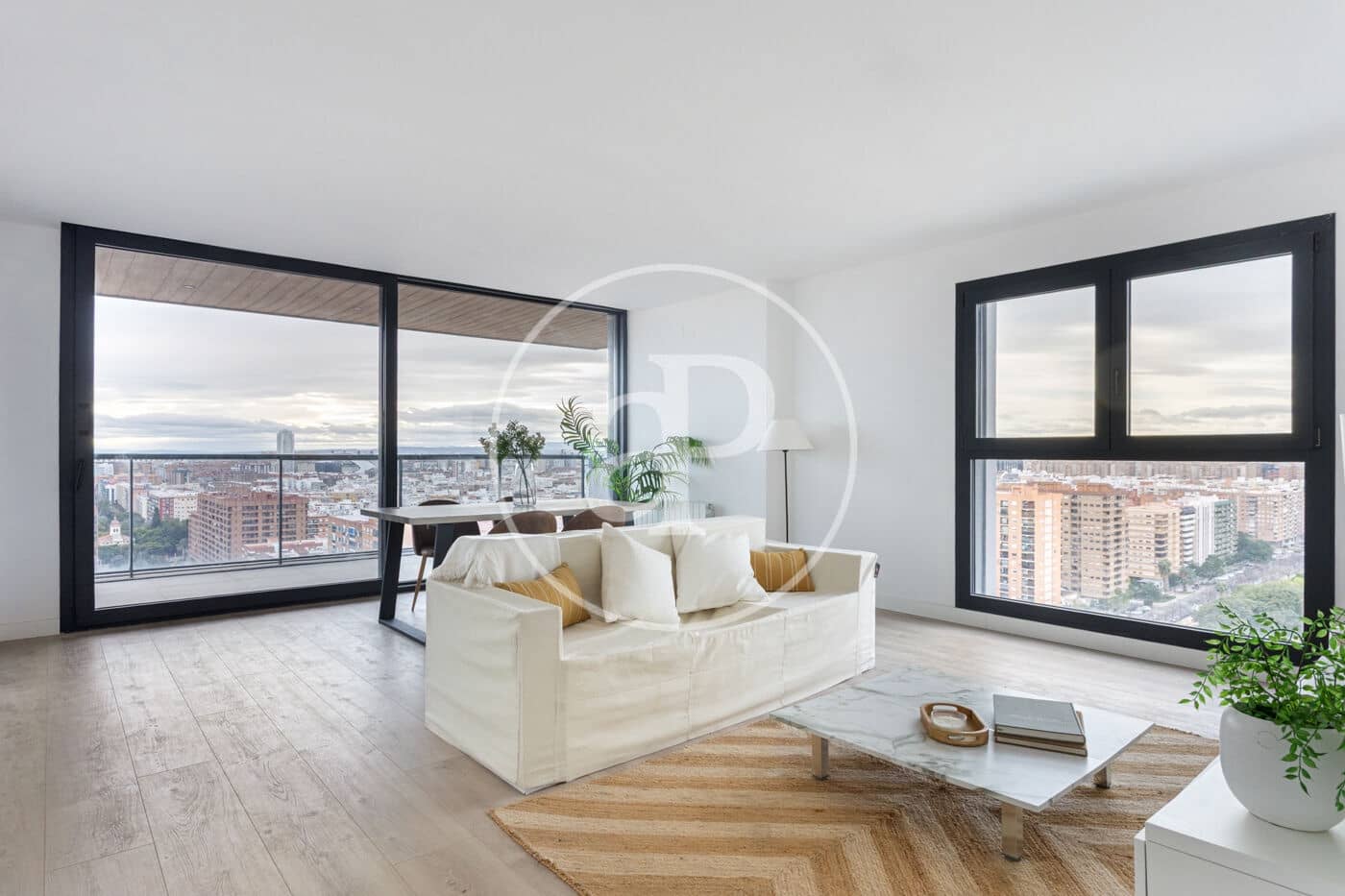 3 makuuhuone Huoneisto myytävänä paikassa Valencia kaupunki mukana uima-altaan - 771 000 € (Ref: 9574705)