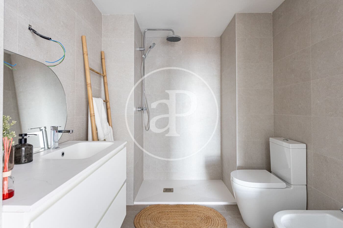 3 makuuhuone Huoneisto myytävänä paikassa Valencia kaupunki mukana uima-altaan - 771 000 € (Ref: 9574705)