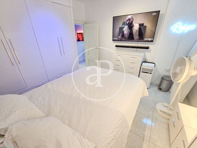 2 slaapkamer Appartement te koop in Natzaret, Valencia stad - € 140.000 (Ref: 9586597)