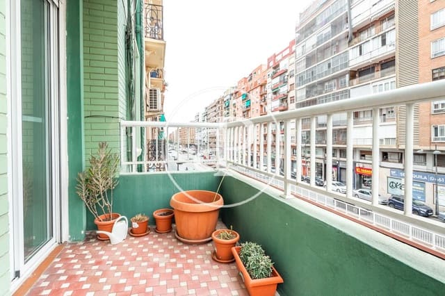 Appartement de 3 chambres à louer à Arrancapins, Valence ville - 1 400 € (Ref: 9586598)