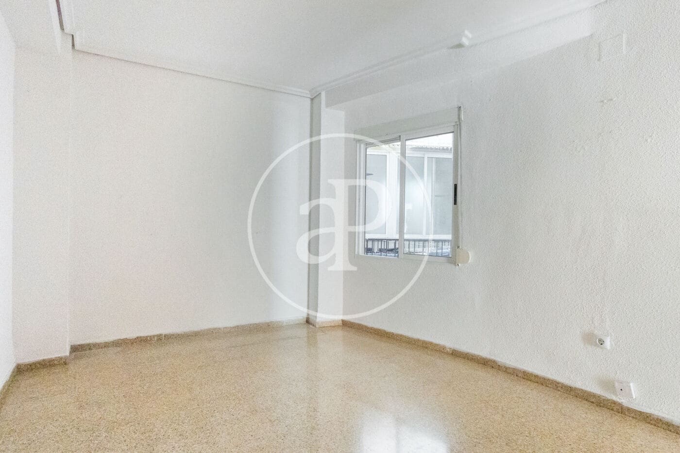 3 soveværelse Lejlighed til salg i Valencia by - € 198.000 (Ref: 9586599)