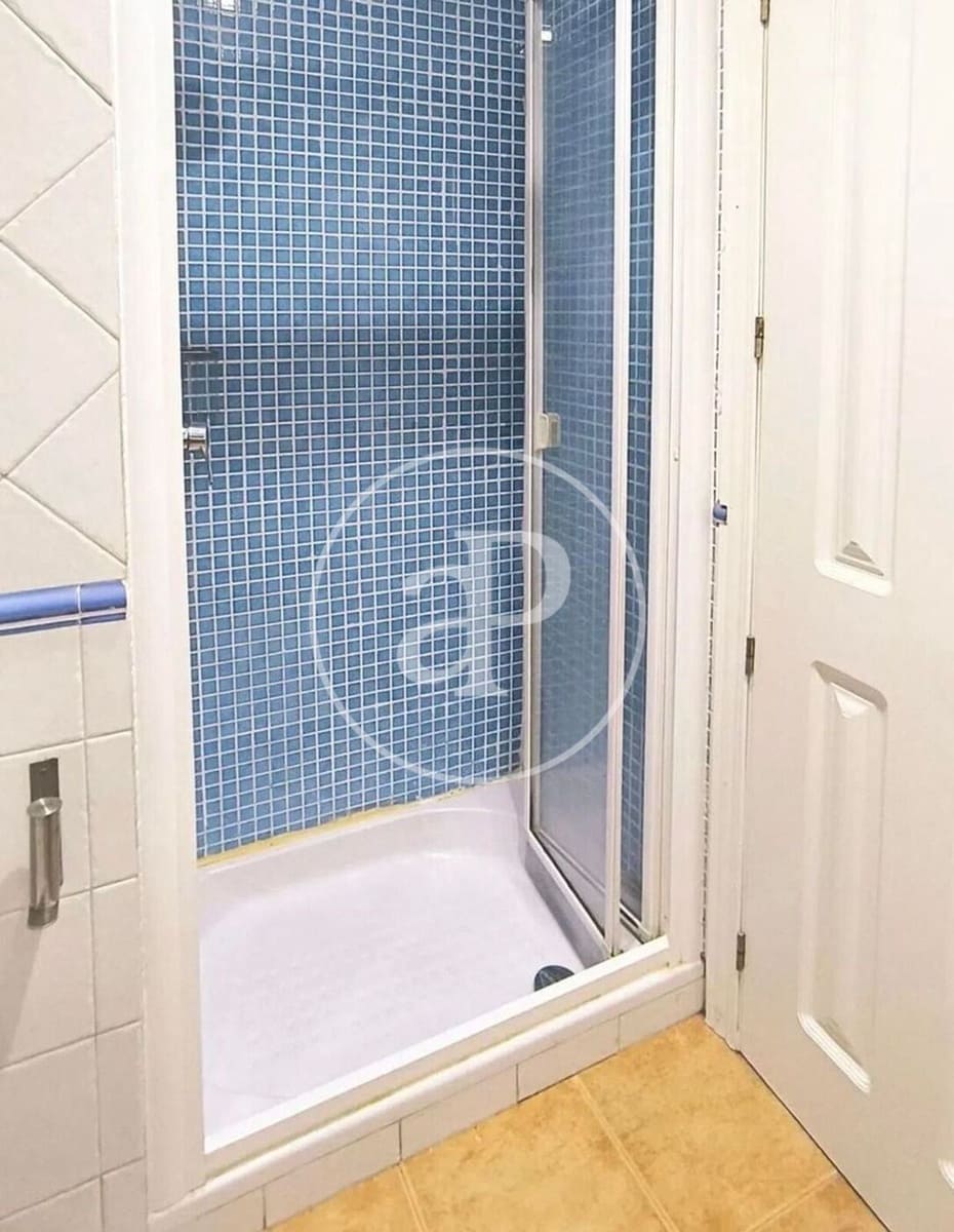 4 sypialnia Apartament do wynajęcia w Miasto Walencja - 1 400 € (Ref: 9586600)