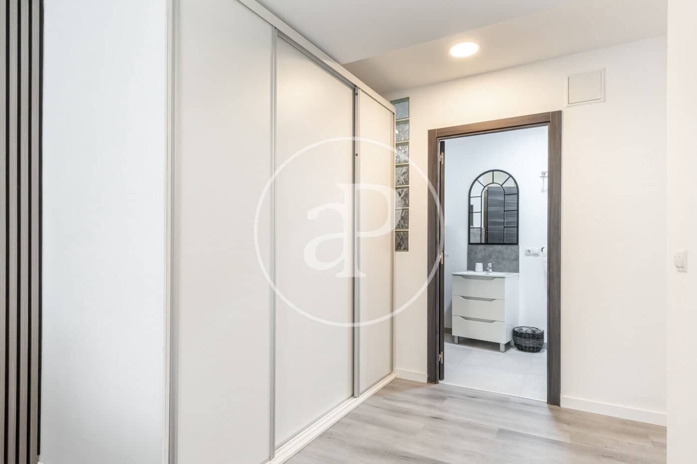 1 soveværelse Villa til leje i Valencia by - € 1.490 (Ref: 9591393)