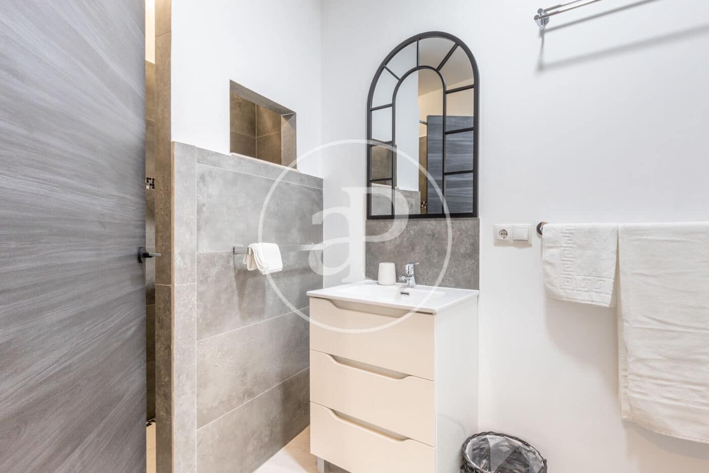 1 soveværelse Villa til leje i Valencia by - € 1.490 (Ref: 9591393)