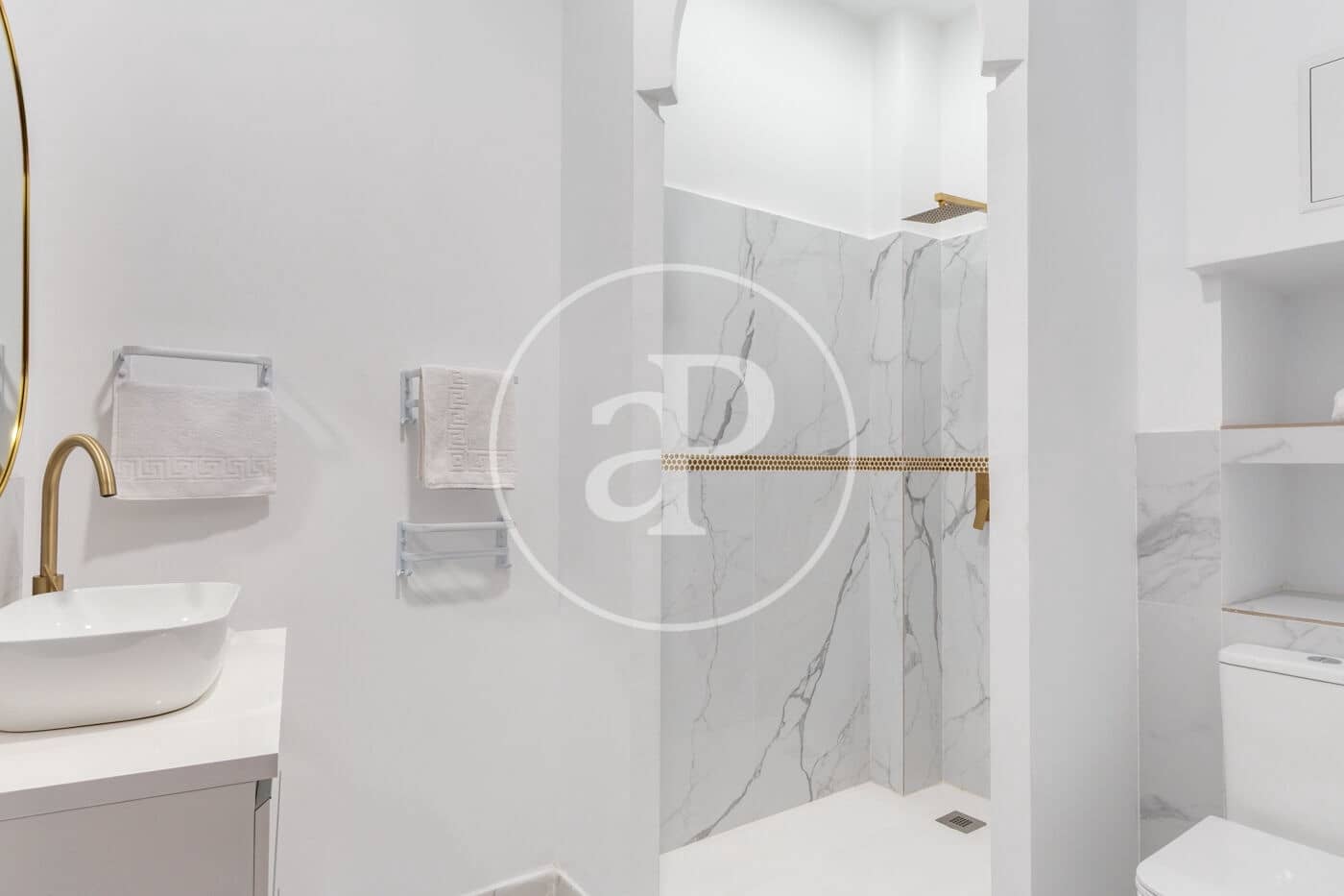 2 soveværelse Villa til leje i Valencia by - € 1.490 (Ref: 9591396)