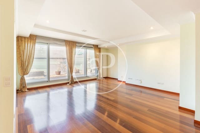 Apartamento de 4 habitaciones en La Gran Via, València ciudad en alquiler - 5.000 € (Ref: 9599615)