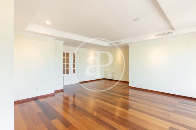 Apartamento de 4 habitaciones en La Gran Via, València ciudad en alquiler - 5.000 € (Ref: 9599615)