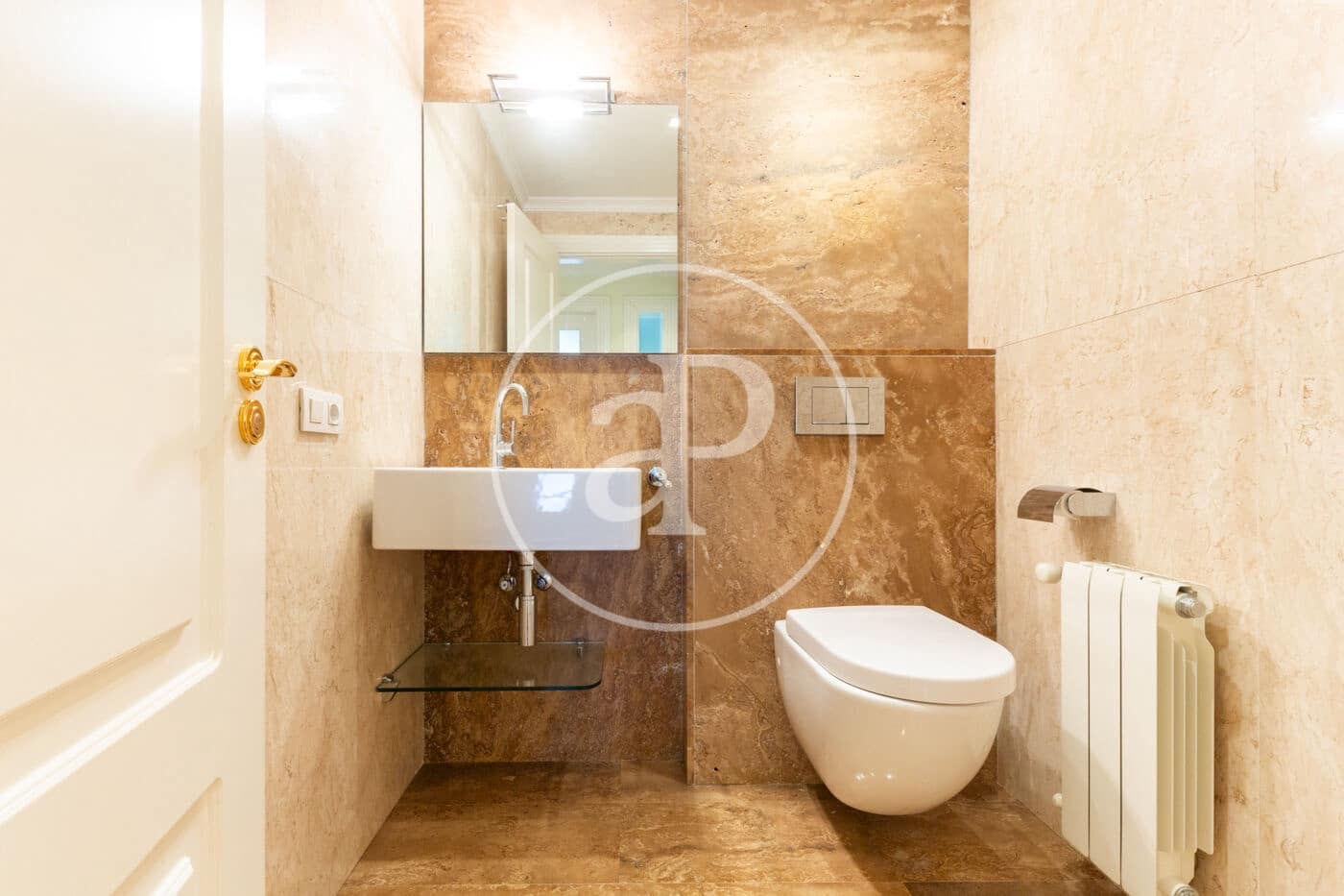 Apartamento de 4 habitaciones en València ciudad en alquiler - 5.000 € (Ref: 9599615)