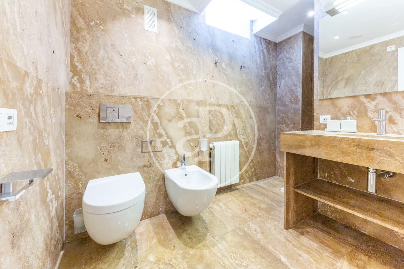 Apartamento de 4 habitaciones en València ciudad en alquiler - 5.000 € (Ref: 9599615)