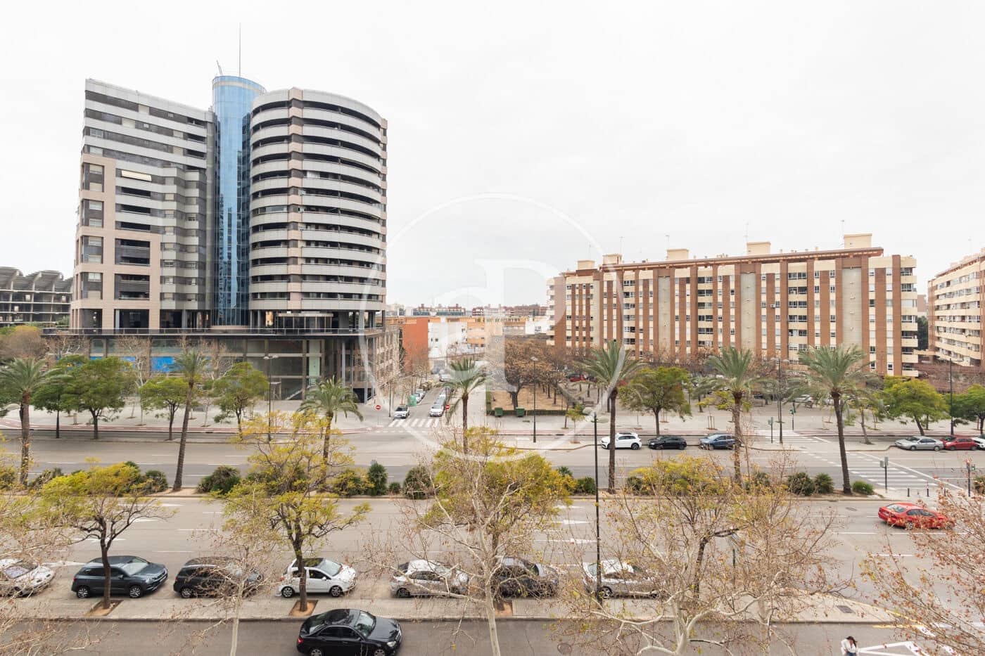 3 bedroom Apartment for rent in Valencia city with pool - € 1,800 (Ref: 9599616)