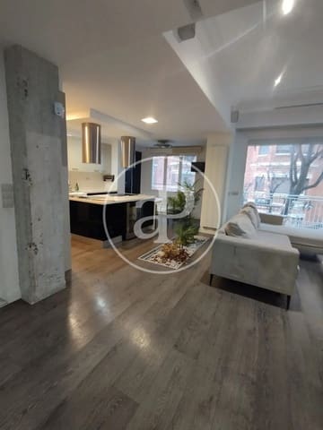 Apartamento de 4 habitaciones en Arrancapins, València ciudad en alquiler - 2.400 € (Ref: 9599617)