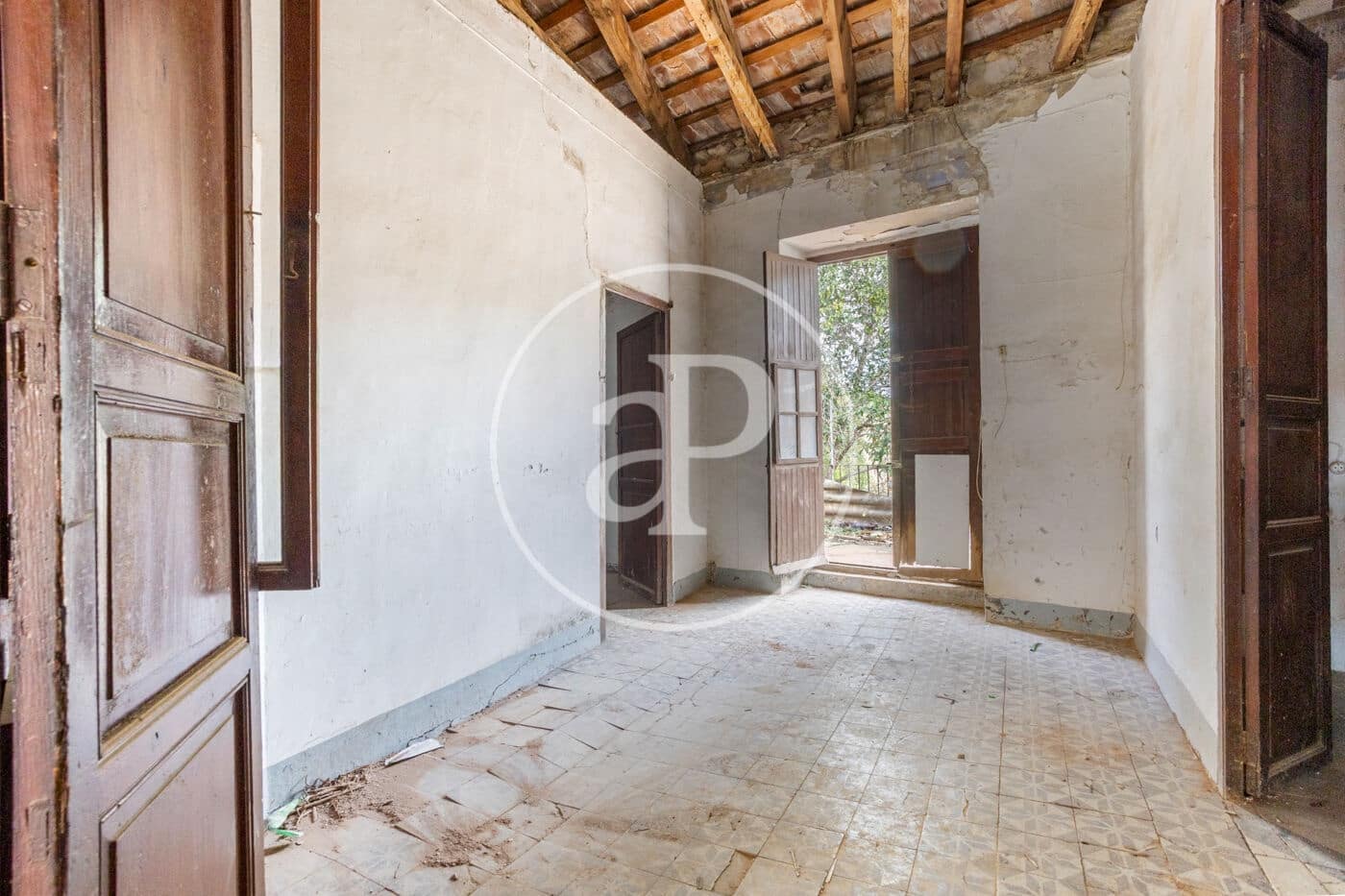 6 Zimmer Villa zu verkaufen in Paterna - 275.000 € (Ref: 9605060)