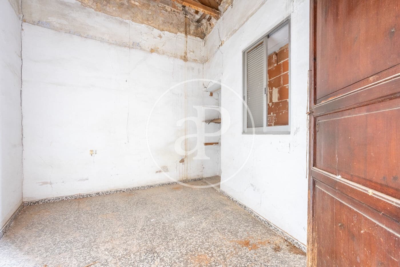 6 Zimmer Villa zu verkaufen in Paterna - 275.000 € (Ref: 9605060)