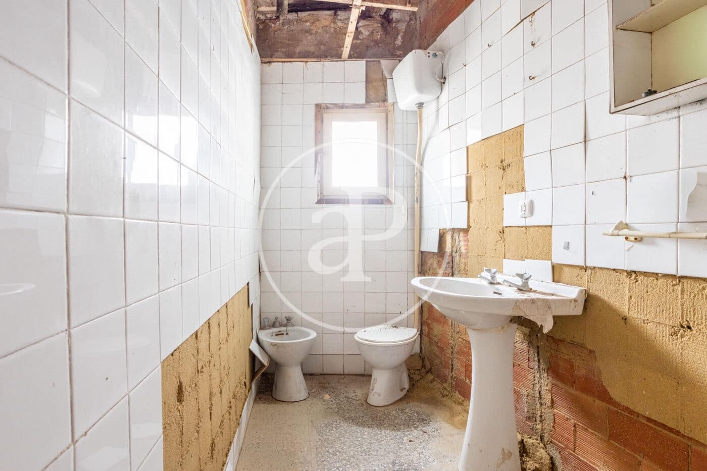 6 Zimmer Villa zu verkaufen in Paterna - 275.000 € (Ref: 9605060)