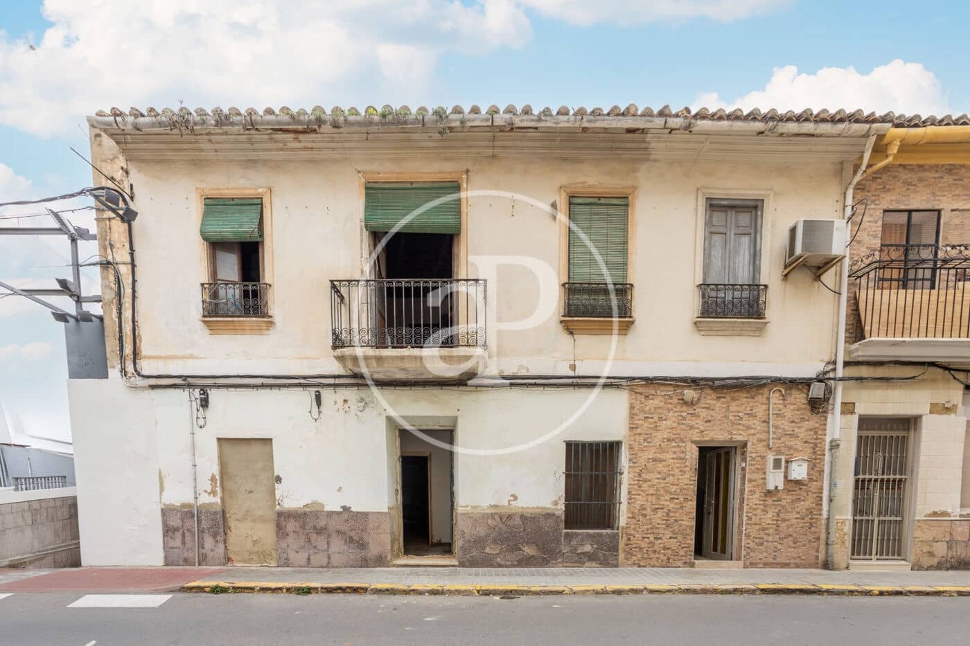 6 Zimmer Villa zu verkaufen in Paterna - 275.000 € (Ref: 9605060)