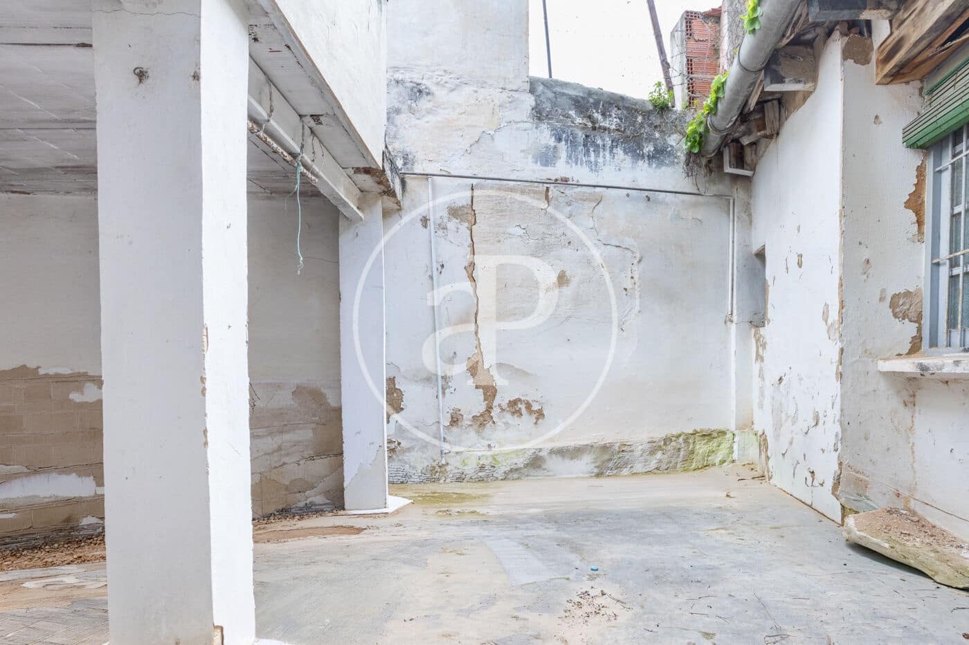 6 Zimmer Villa zu verkaufen in Paterna - 275.000 € (Ref: 9605060)