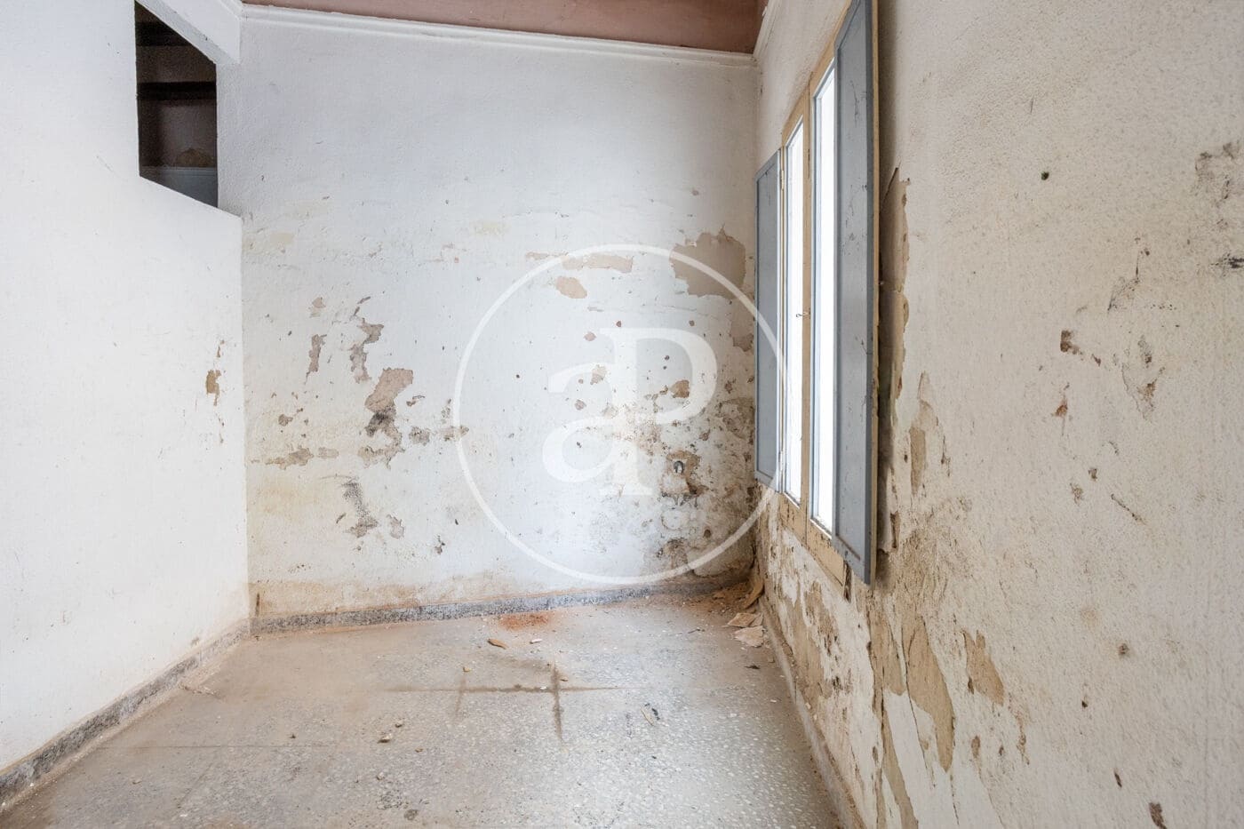 6 Zimmer Villa zu verkaufen in Paterna - 275.000 € (Ref: 9605060)