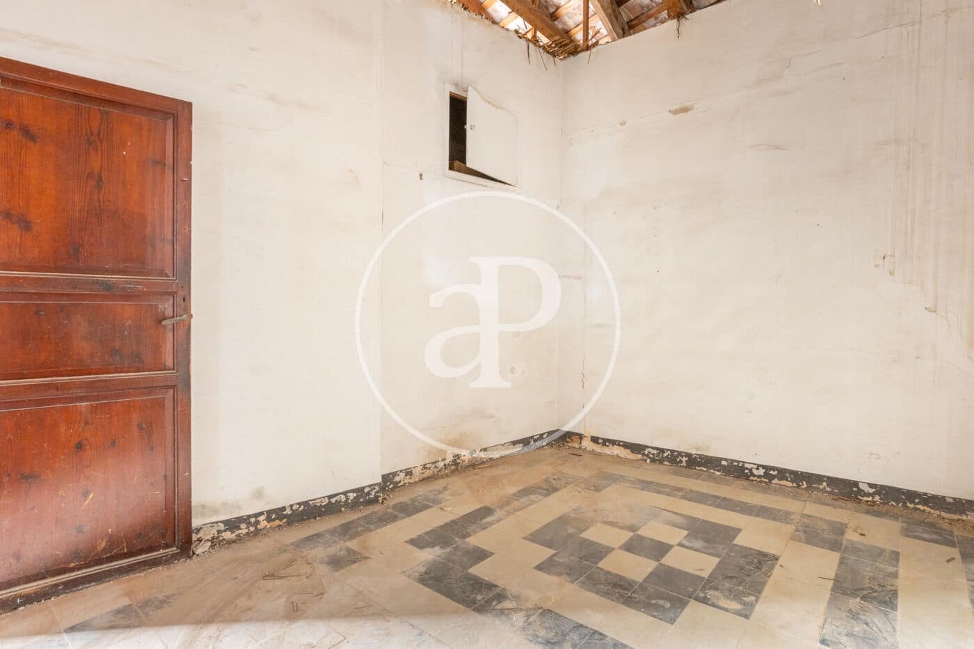 6 Zimmer Villa zu verkaufen in Paterna - 275.000 € (Ref: 9605060)