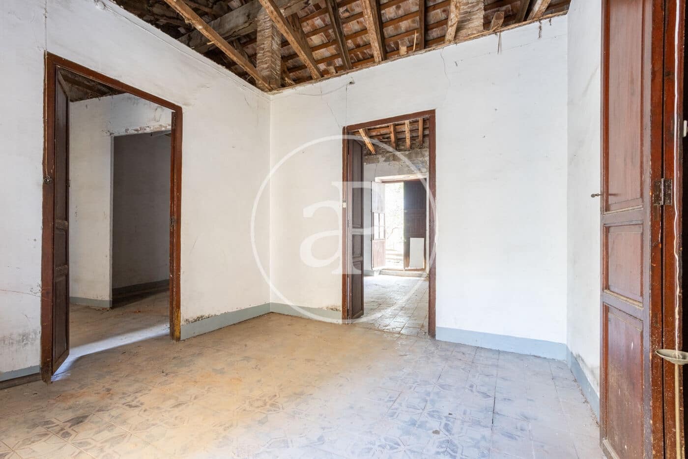 6 Zimmer Villa zu verkaufen in Paterna - 275.000 € (Ref: 9605060)