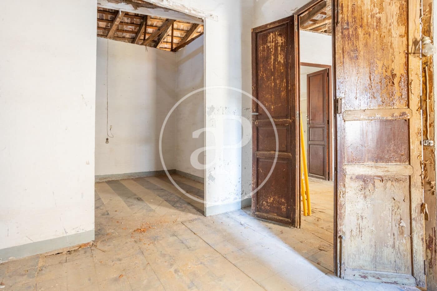 6 Zimmer Villa zu verkaufen in Paterna - 275.000 € (Ref: 9605060)