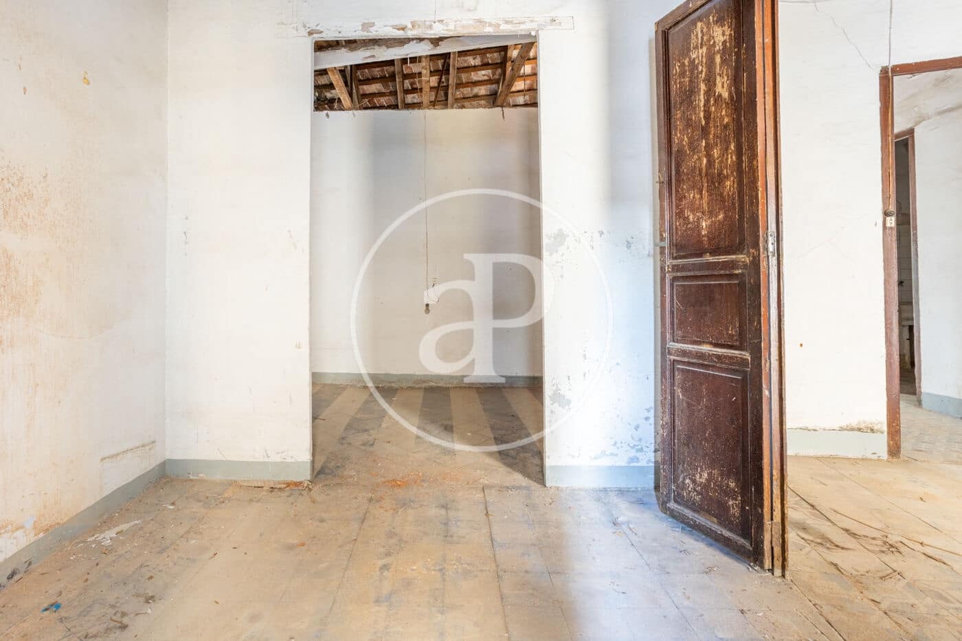 6 Zimmer Villa zu verkaufen in Paterna - 275.000 € (Ref: 9605060)