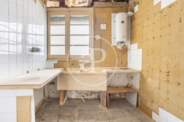 6 camera da letto Villa in vendita in Centro Ciudad, Paterna - 275.000 € (Rif: 9605060)