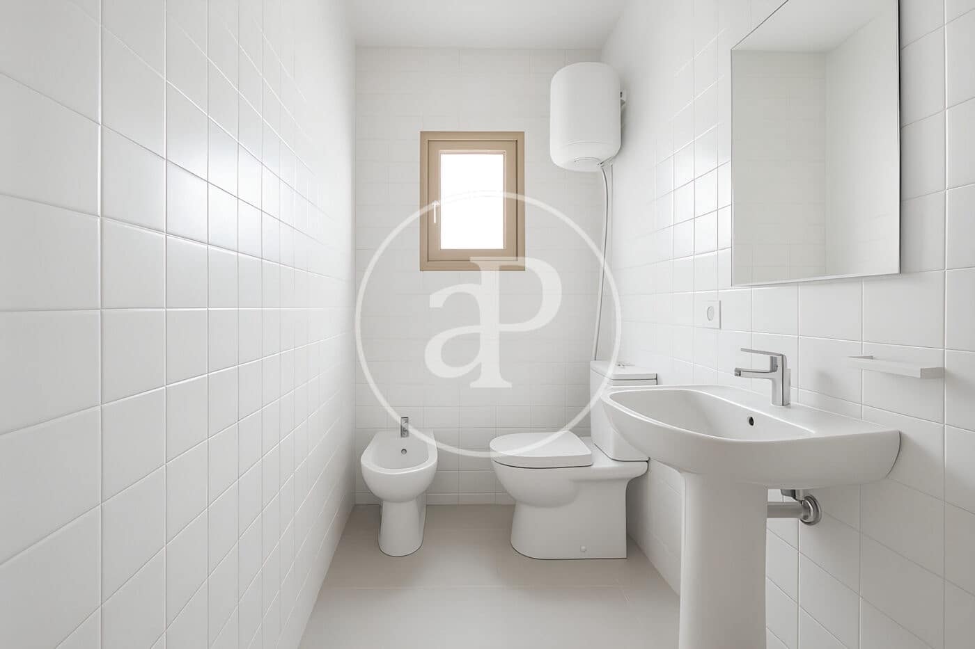 6 bedroom Villa for sale in Paterna - € 275,000 (Ref: 9605060)