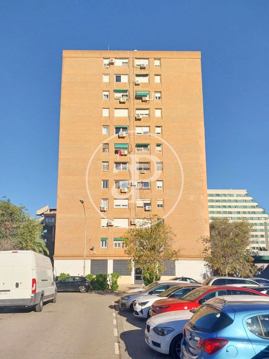 3 sovrum Lägenhet till salu i Valencia stad - 255 000 € (Ref: 9608146)